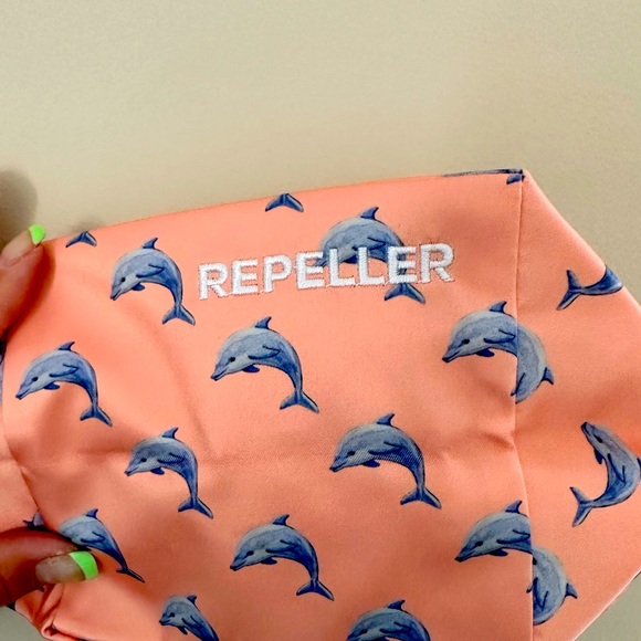 NWT Repeller Mini Purse Dolphin Party - Picture 4 of 6